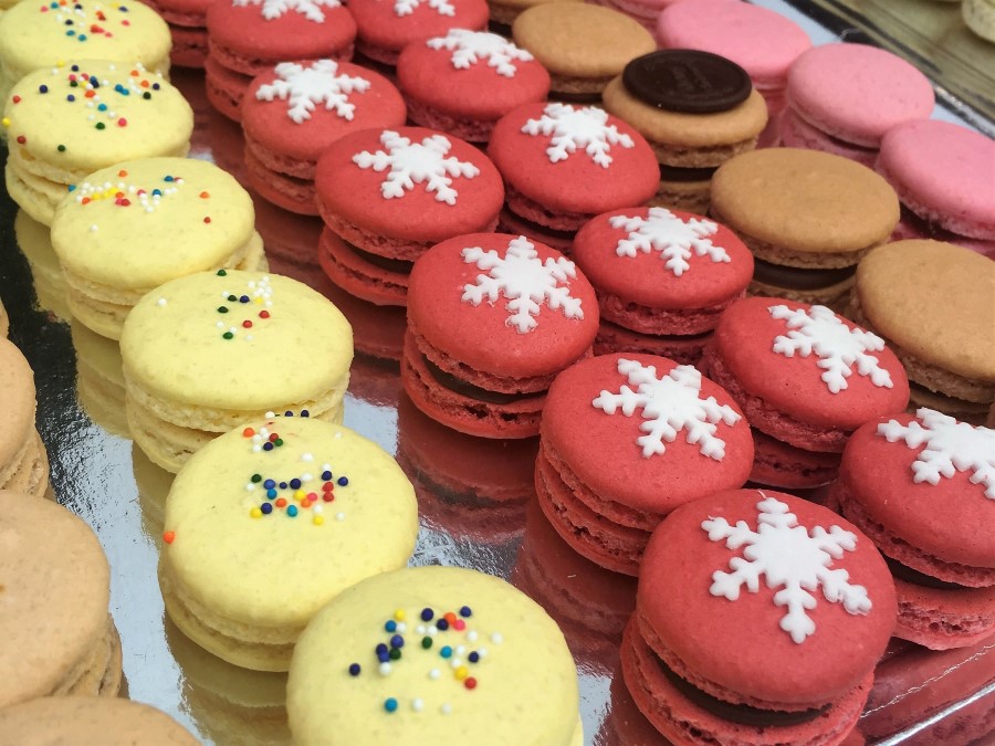 Festive macaroons at Dyzajn Market in Prague. One of the many festive things to do in Prague in December. The Little Adventurer.