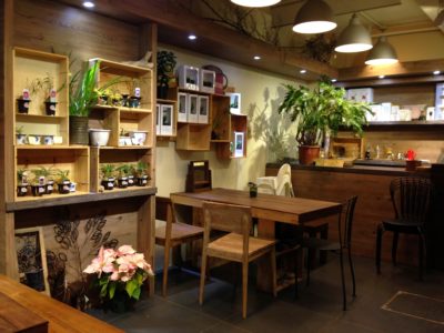 The lovely Cafe Hayfever in Hong Kong Flower Market