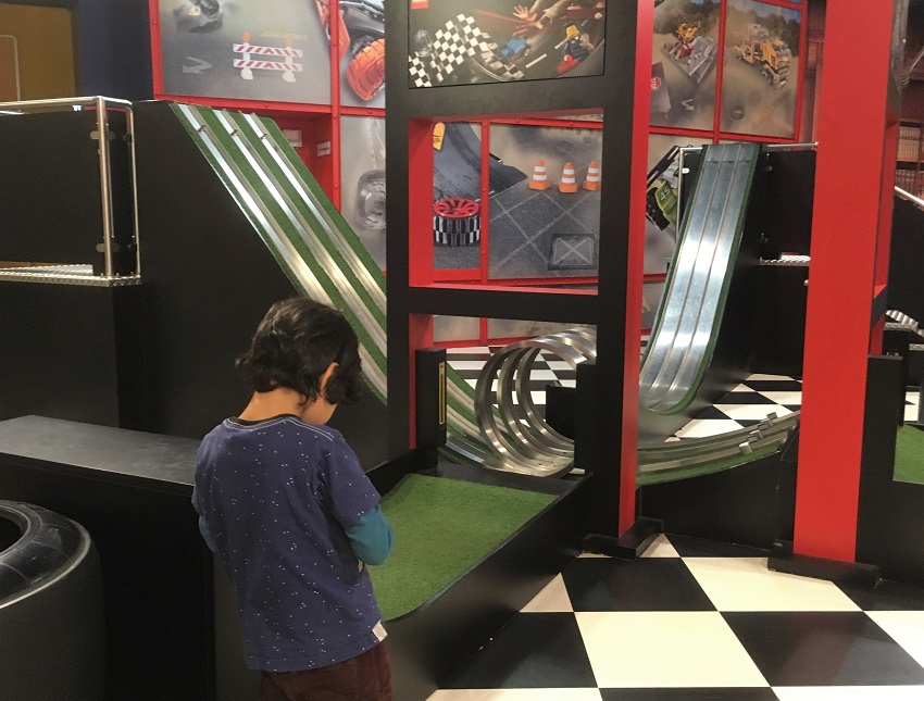 Racing Tracks at Lego Discovery Centre Berlin